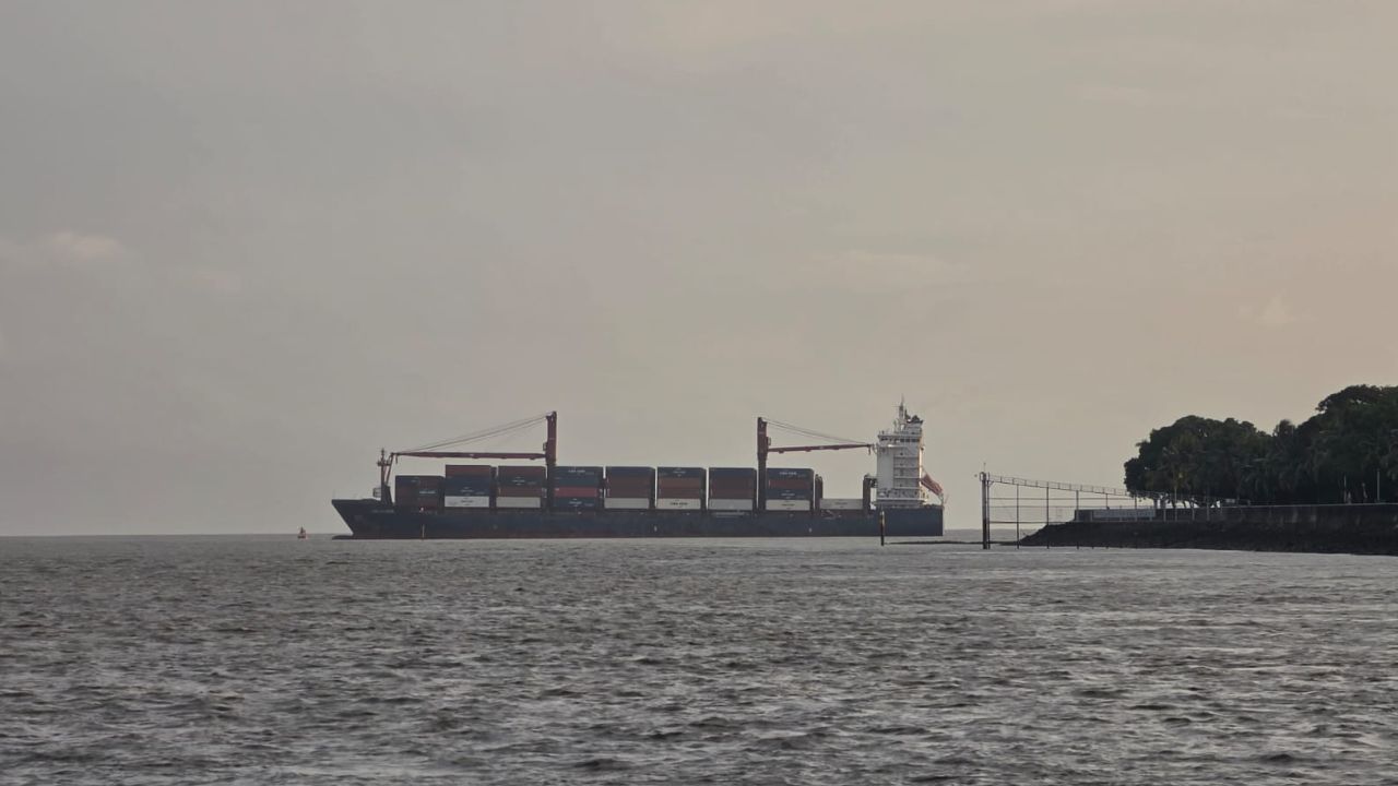 Ctg port vessel