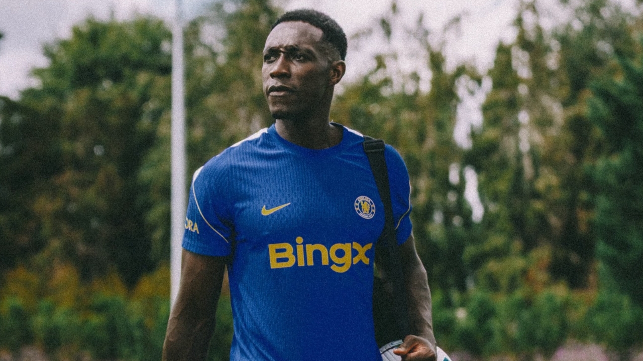 Chelsea sign Danny Welbeck from Brighton on two year deal