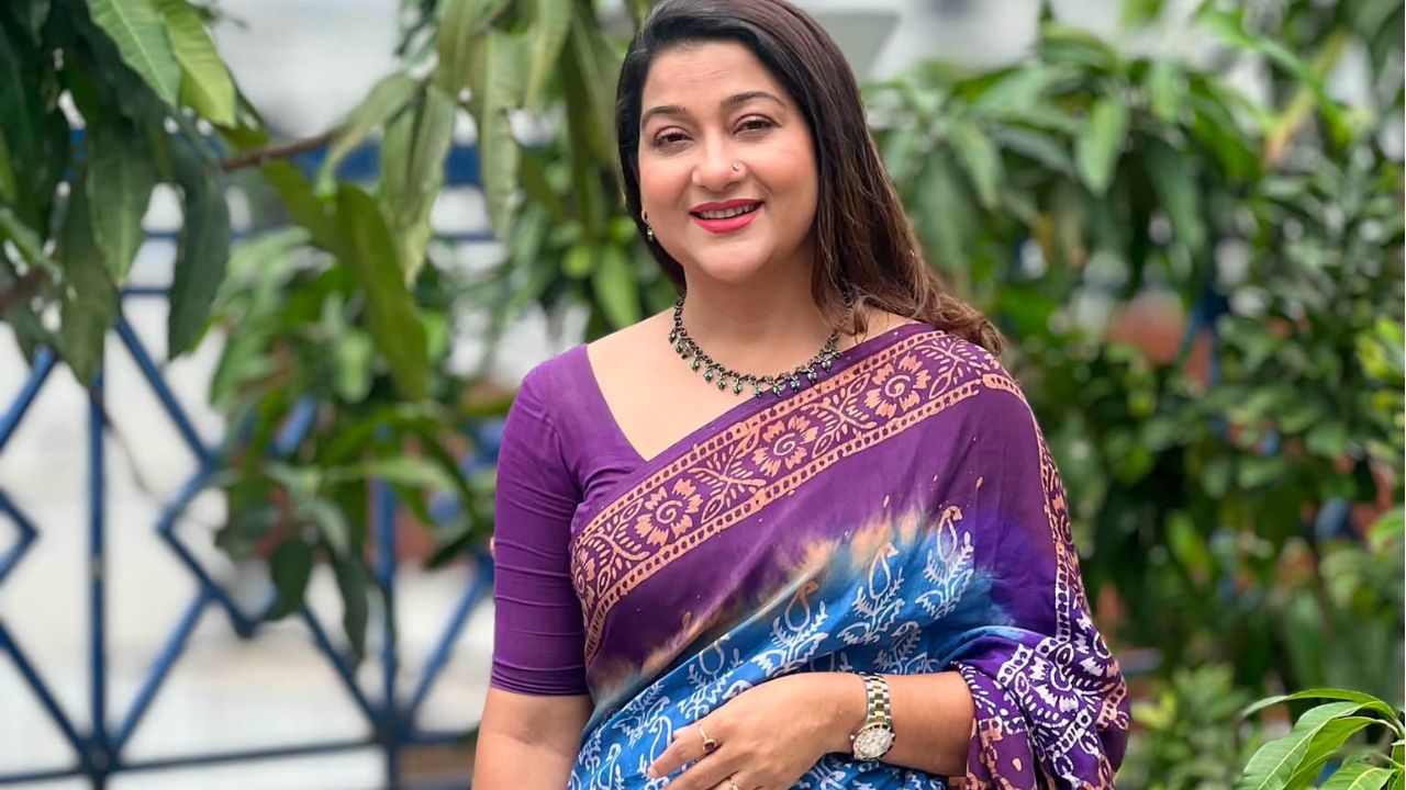 Deepa Khandakar jokes about pressure to promote gifts Deepa Khandakar