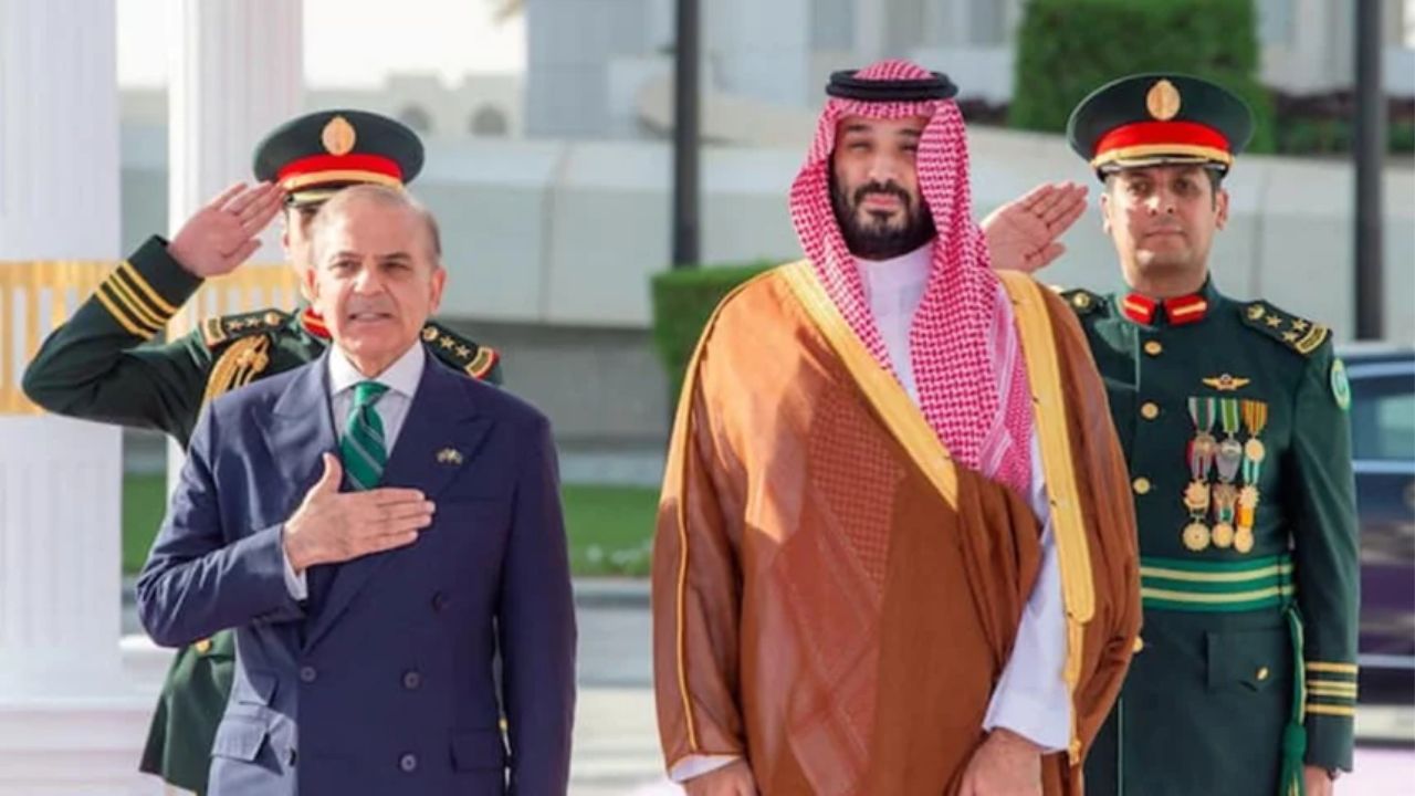 Saudi Arabia, Turkey and Pakistan to sign defence pact in Jeddah defence pact Saudi Arabia Turkey Pakistan