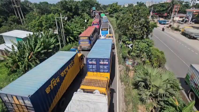 Dhaka-Chattogram tailback