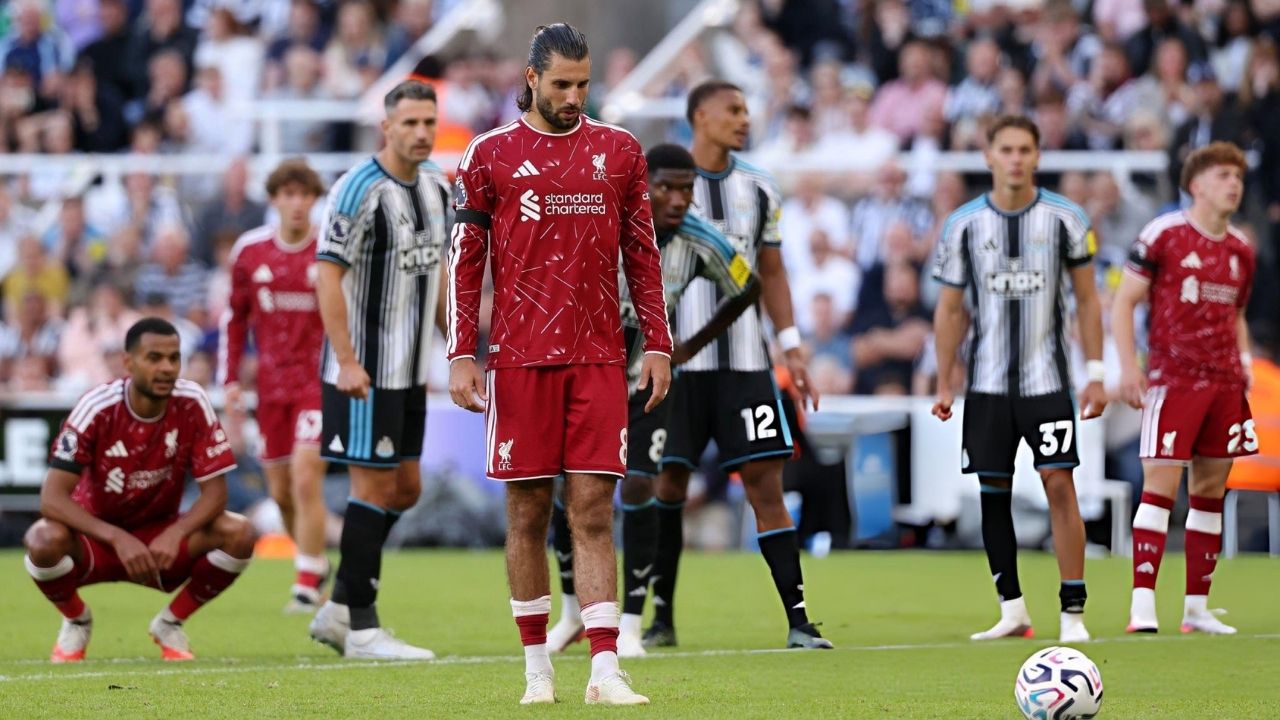 Szoboszlai’s late penalty denies Newcastle victory