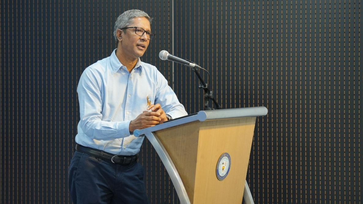 AIUB hosts ‘Editor’s Talk’