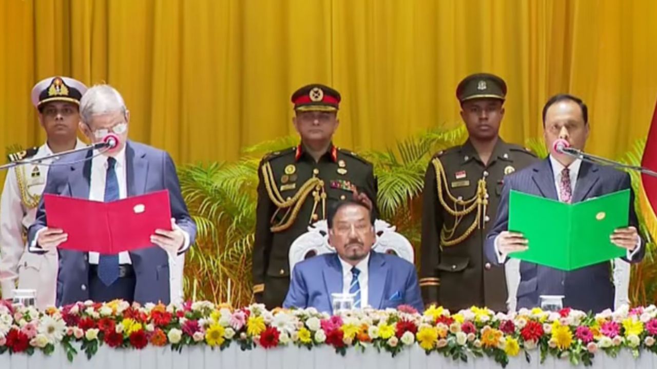 Fakhrul takes oath as president