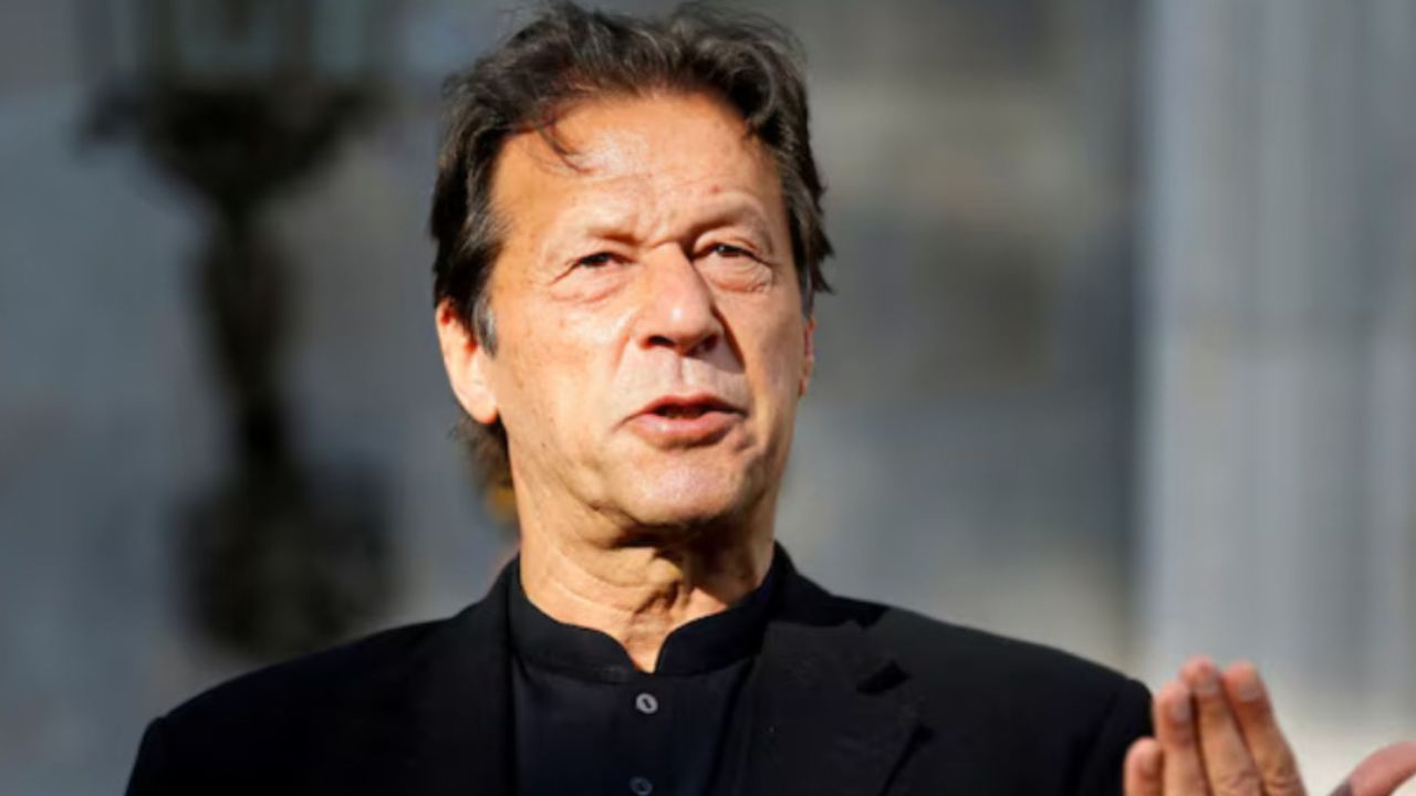 Pakistan ex-PM Imran Khan taken back to prison from hospital Pakistan ex-PM Imran Khan