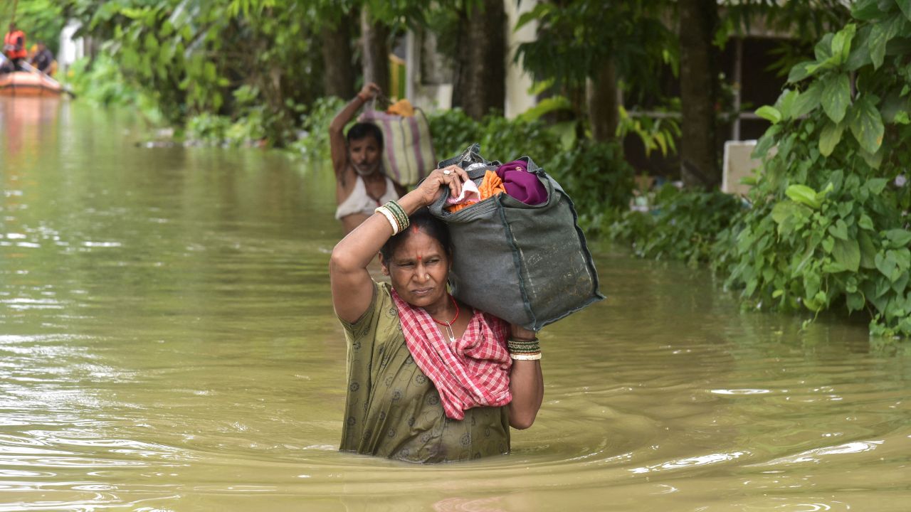 Monsoon fury kills 134 across India as floods intensify India floods