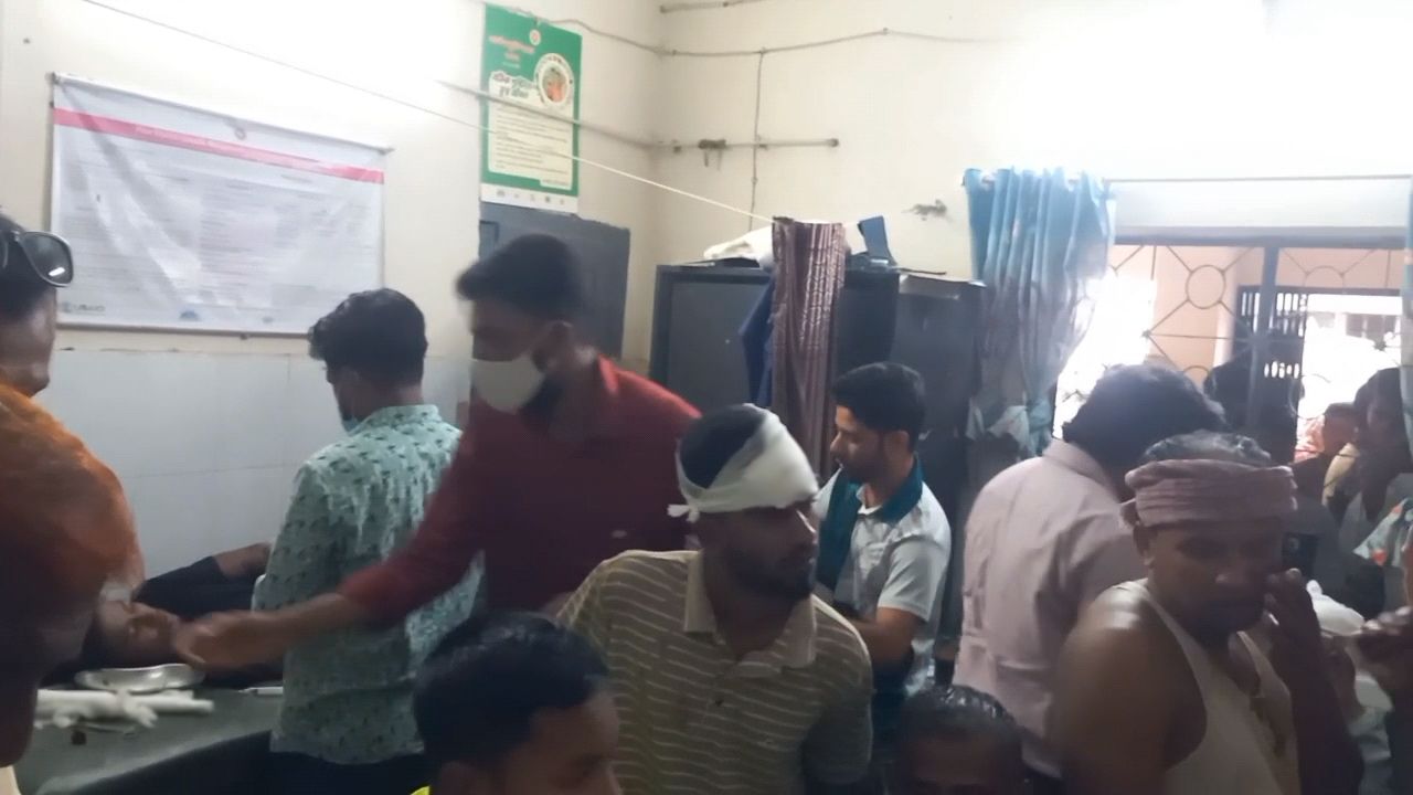 Over 50 hurt as graveyard dispute sparks clash in Netrokona graveyard dispute sparks clash in Netrokona