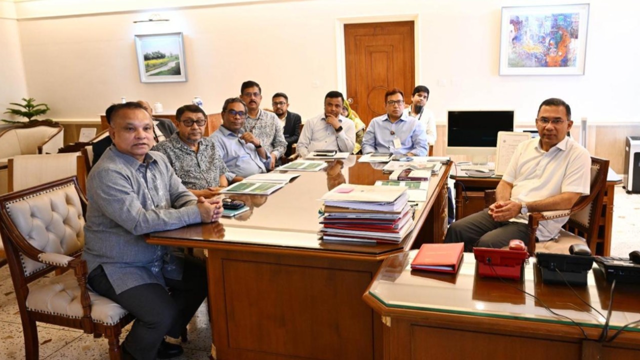 PM orders pilot project for National e-Health Platform National e-Health Platform