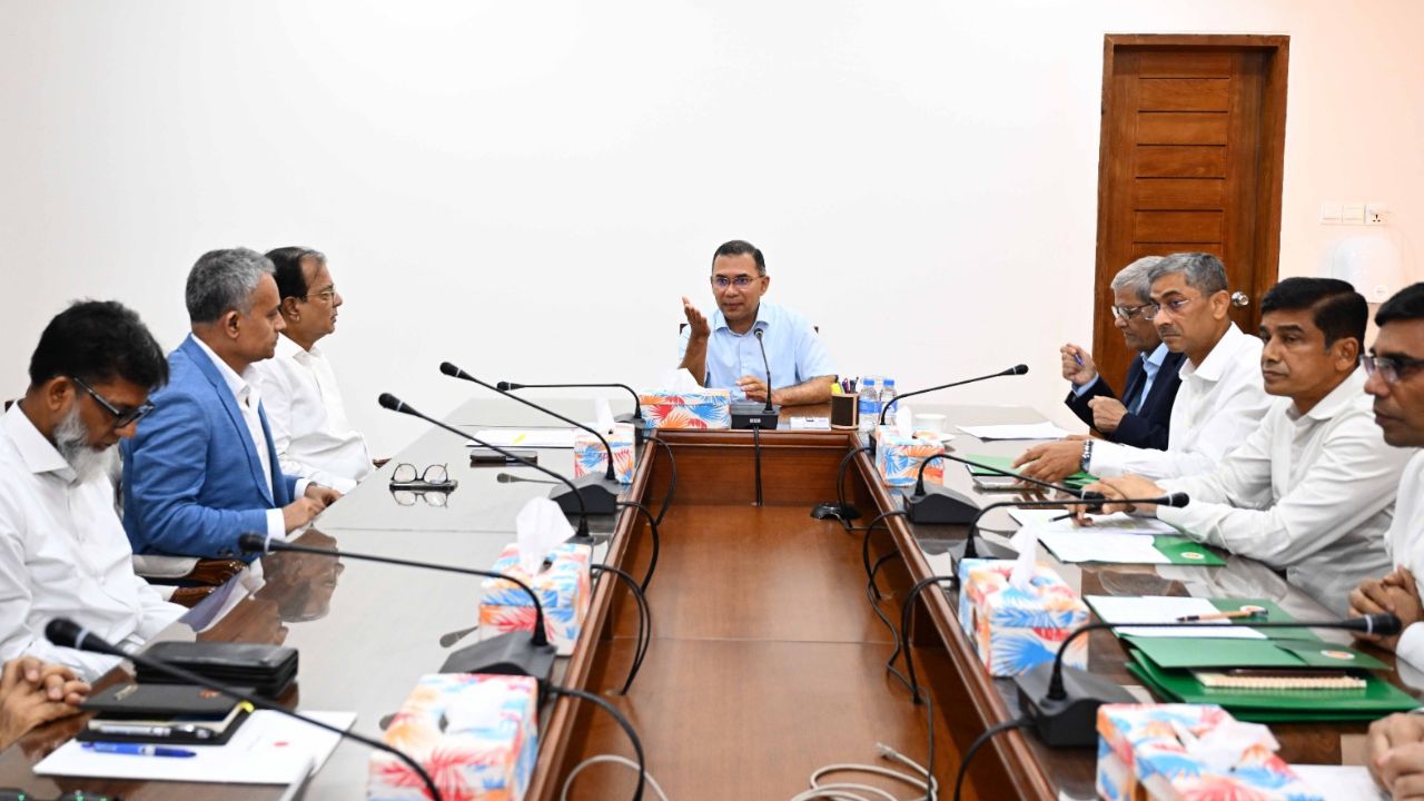 PM chairs meeting on eco-friendly riverbank protection PM meeting