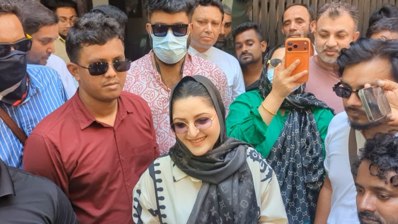 Pori Moni urges swift justice in harassment trial Pori Moni