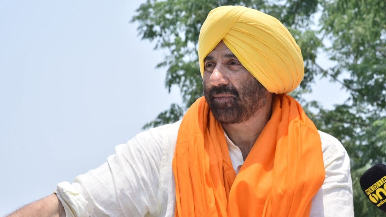Sunny Deol calls Pakistan India’s ‘mausi’ ahead of Batwara 1947