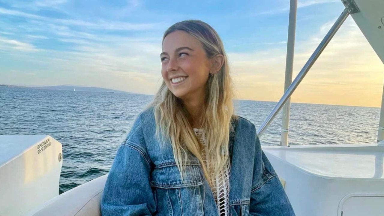 Sydney Towle dies at 26 after rare cancer battle