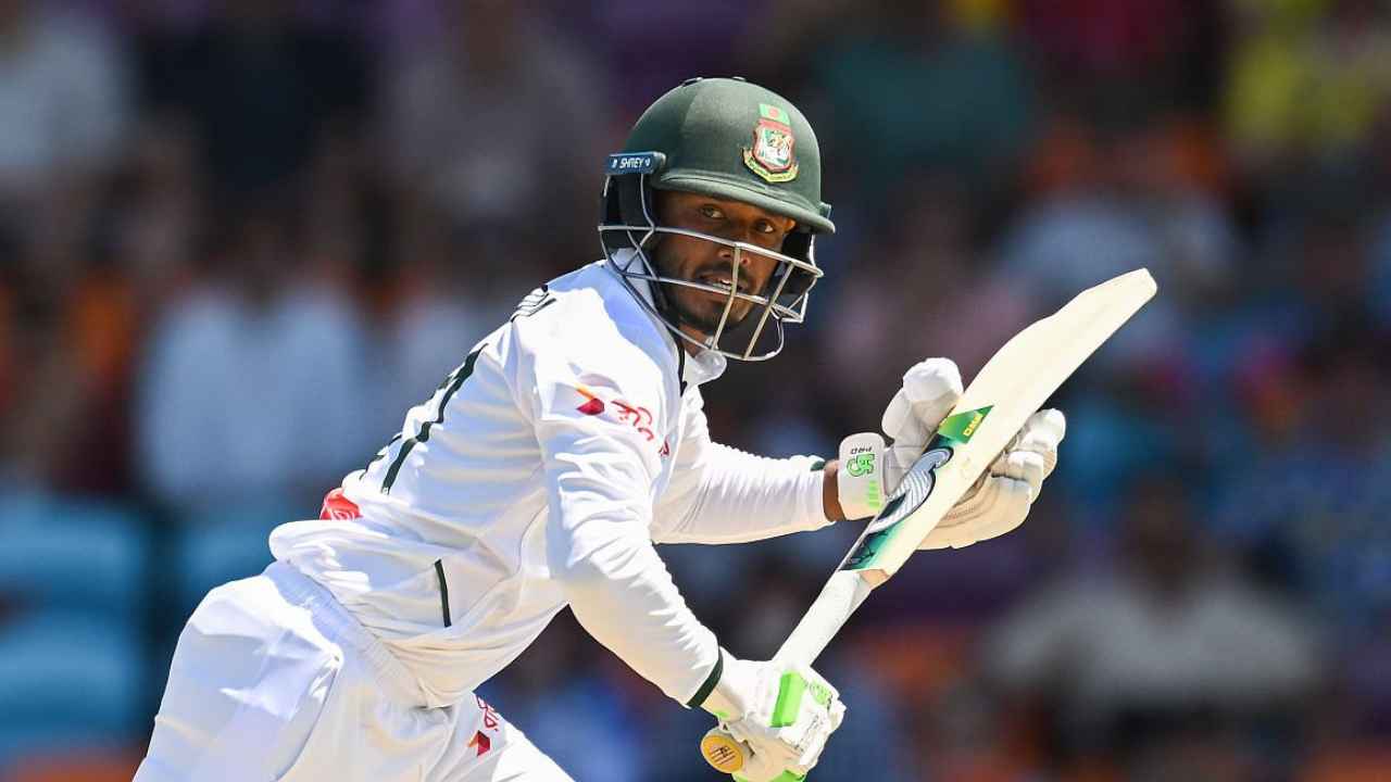 Tanzid first to depart as Bangladesh chase 57 for history