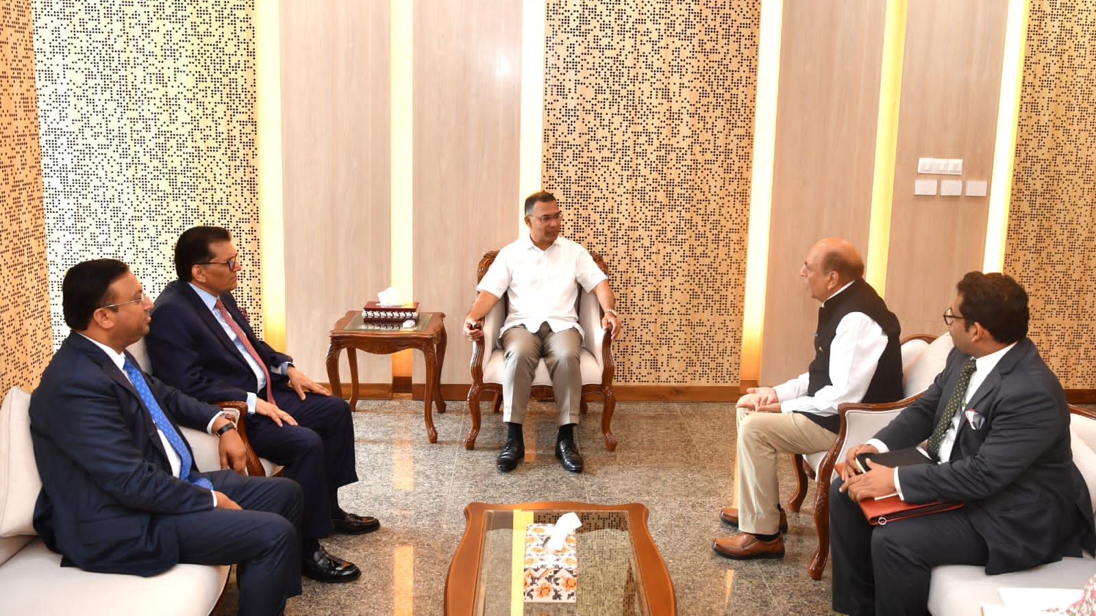 Dinesh Trivedi meeting with Tarique