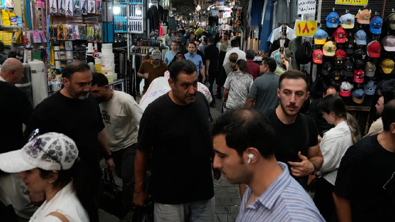 Trump warns of ‘economic D-Day’ against Iran Trump warns Iran