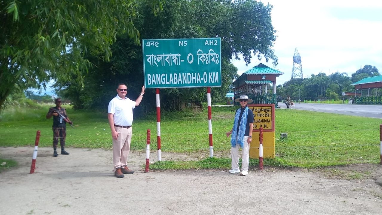 US ambassador visits Banglabandha port in Panchagarh