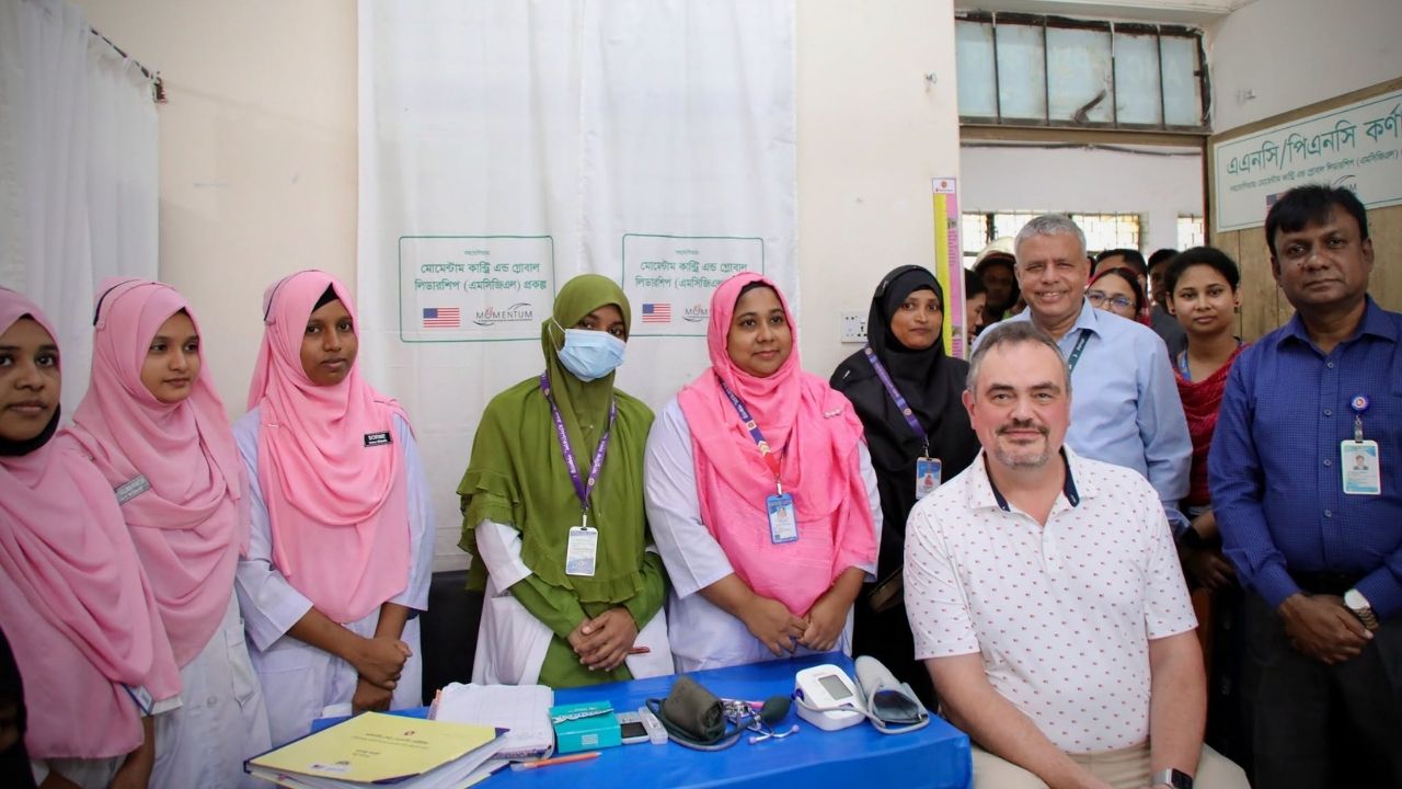 Bangladesh receives $2.4m US health equipment aid