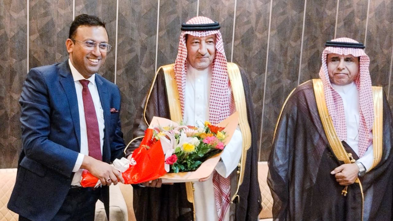 Saudi Vice Minister Elkhereji arrives in Dhaka on official visit