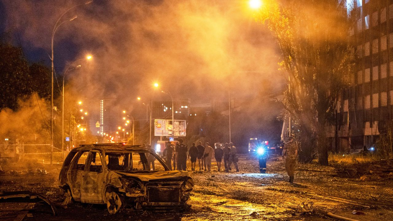 Russian missile, drone barrage kills 9 in overnight strikes kyiv