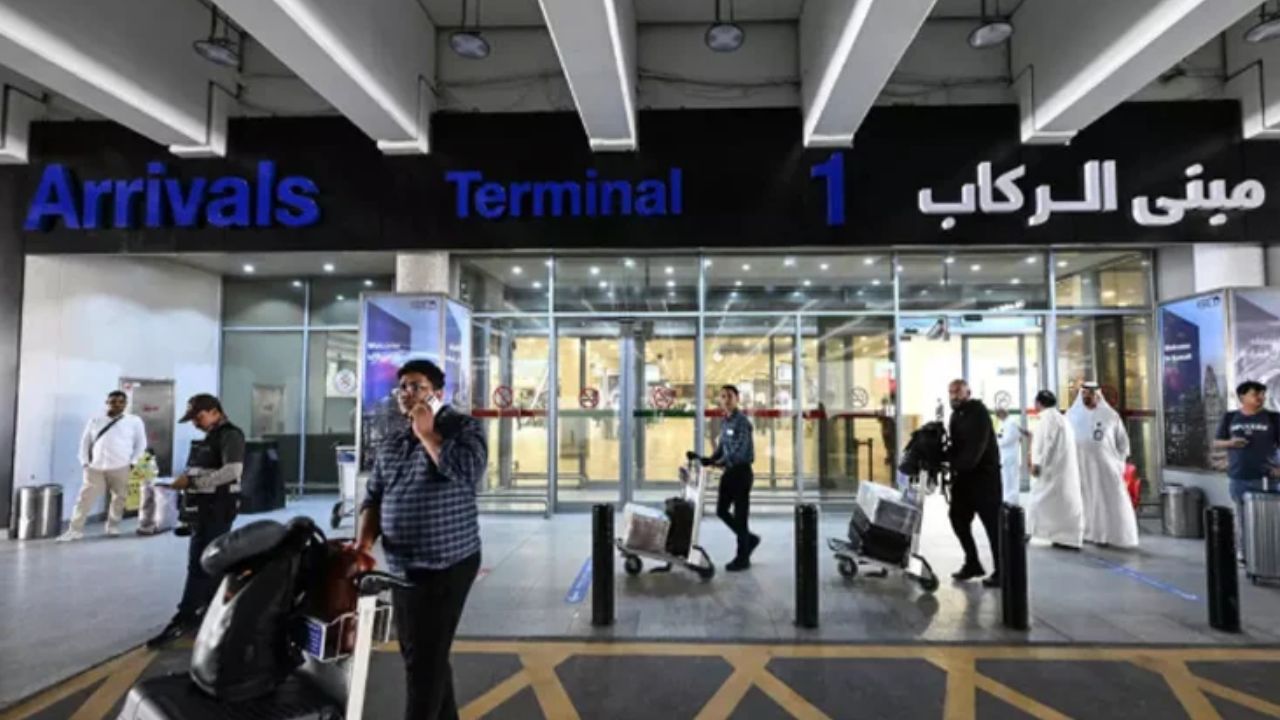 US embassies urge citizens to consider leaving Middle East middle east