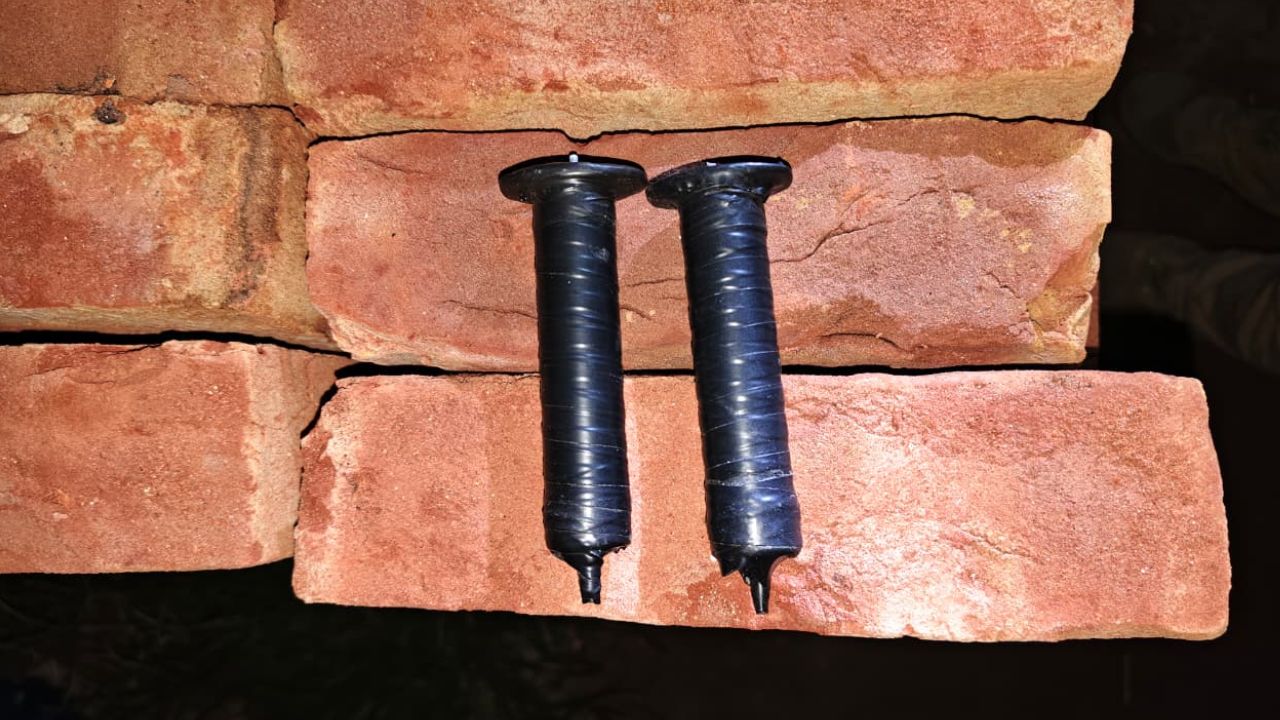 Two pipe bombs defused in Demra pipe bombs