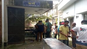 3 killed as bus hits covered van in Feni