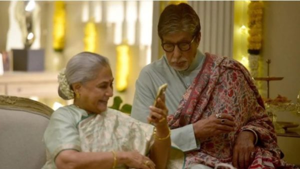 Amitabh Bachchan reveals how he gets Jaya ready on time