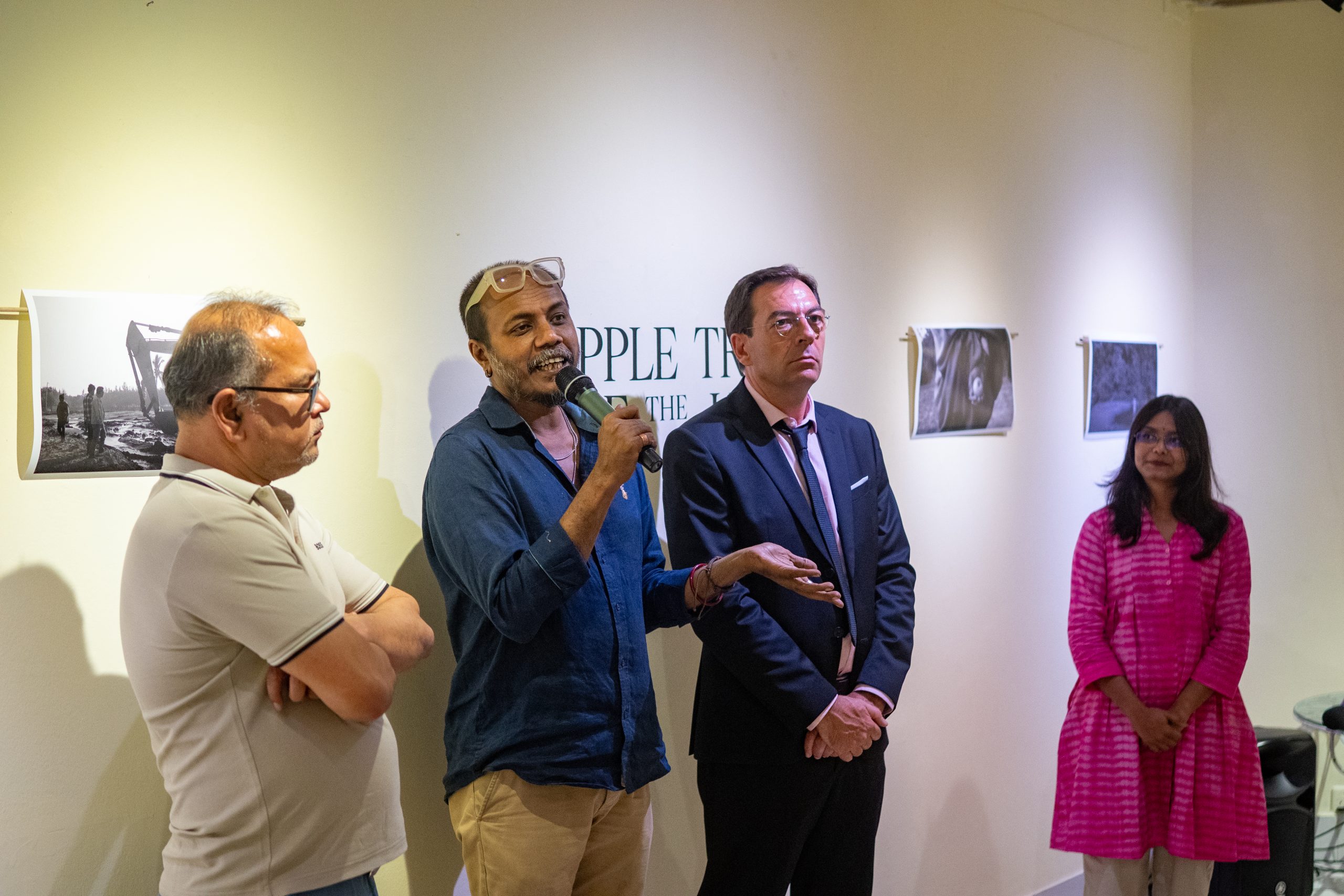 An Apple Tree Inside the Head gets a photography exhibition at Alliance Française de Dhaka, featuring images from the unreleased film.