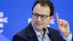 Tech leaders call to slow AI development