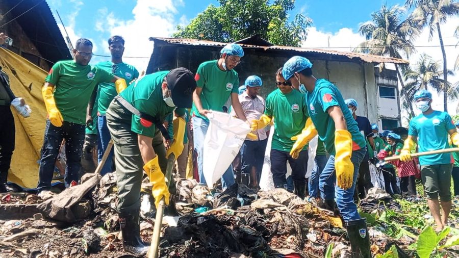 650 BD Clean volunteers clean up Kulkurmai canal in Rangunia