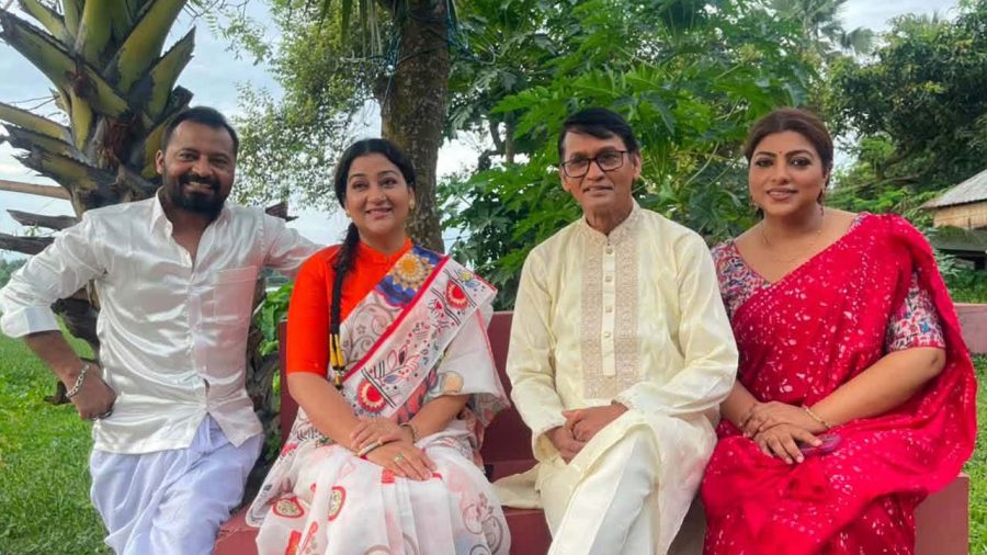 ‘Bokulpur’ returns with a colourful Jatra twist