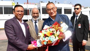 Bhutan PM makes brief stopover in Dhaka