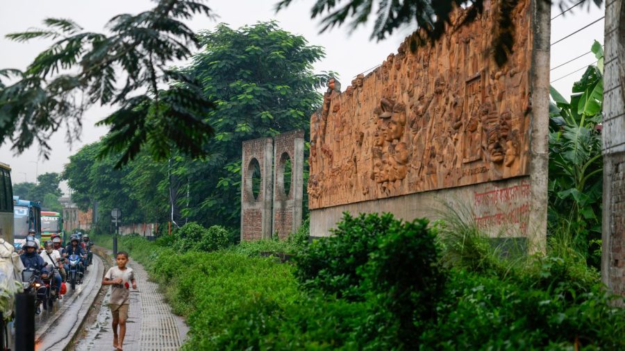 The fading faces of ‘Bir Saptak’