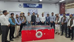 50 gold bars worth Tk11cr seized from flight toilet