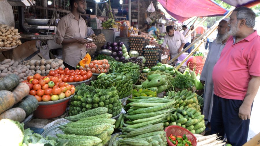 Essential goods prices under coordinated market monitoring: Commerce Minister