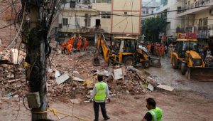 Delhi building collapse kills seven; rescue continues