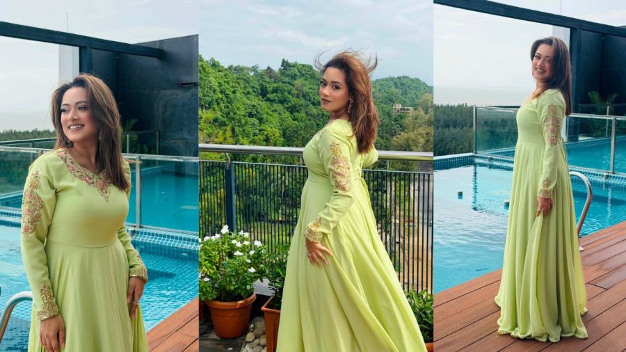 Dighi charms fans with Cox’s Bazar holiday photos