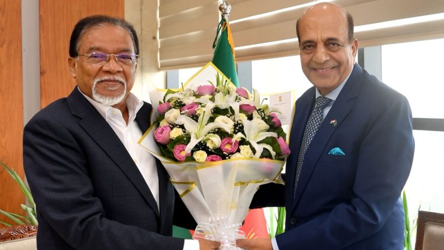 Dinesh Trivedi proposes public admin training exchange with Bangladesh