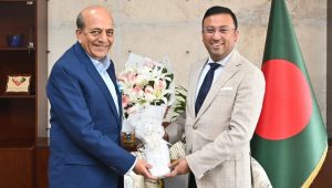 Trivedi calls on Humaiun, discusses bilateral ties