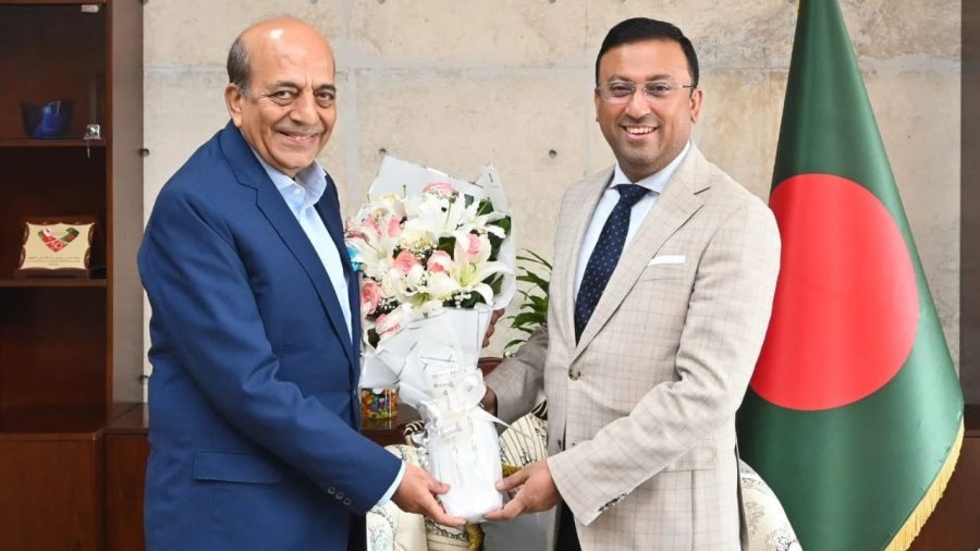 Trivedi calls on Humaiun, discusses bilateral ties