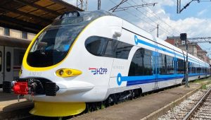 Dhaka-Chattogram electric train moves closer