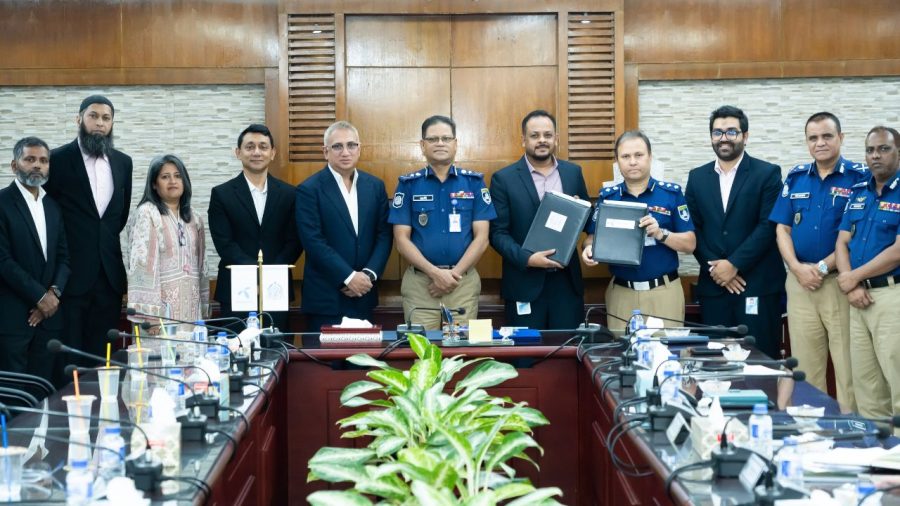 GP signs 10-year connectivity deal with police