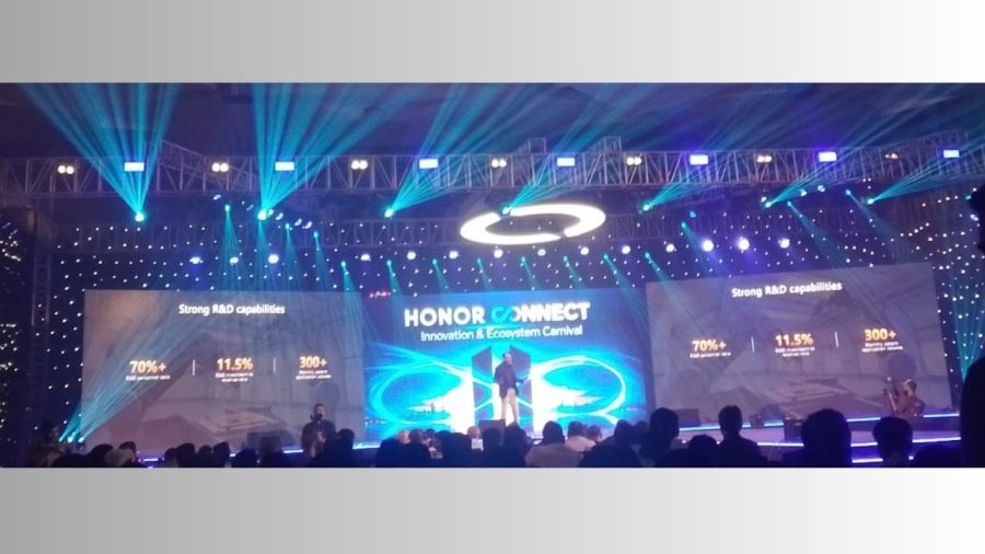 HONOR brings Robot Phone to Bangladesh