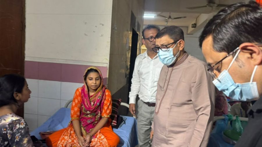 Inside Mugda Medical College Hospital: Minister fumes as private clinics raid hospital wards