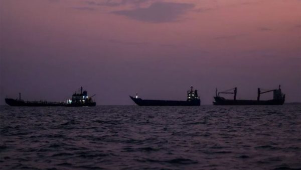 Oman postpones Gulf-Iran meeting on Strait of Hormuz