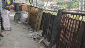 The leaning market of Kushtia