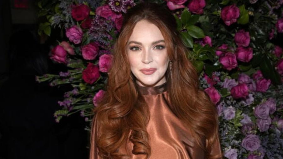 Lindsay Lohan reunites with ‘Mean Girls’ director for ‘Return to You’