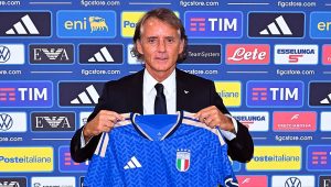 Mancini names nine new faces in first Italy squad since return