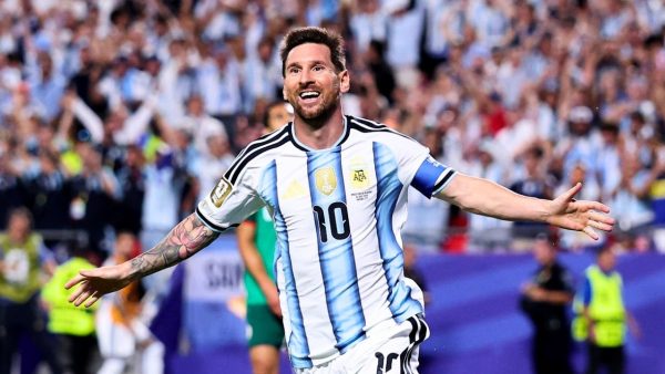 Argentina call Messi back for farewell appearance