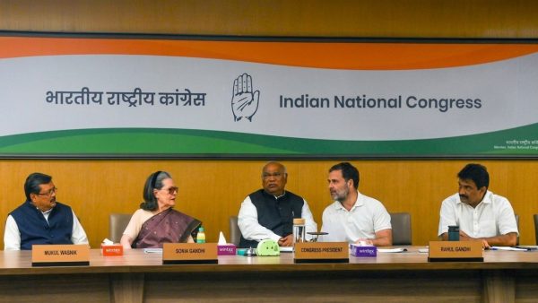 Congress demands Modi’s resignation, return of 130m deleted voters